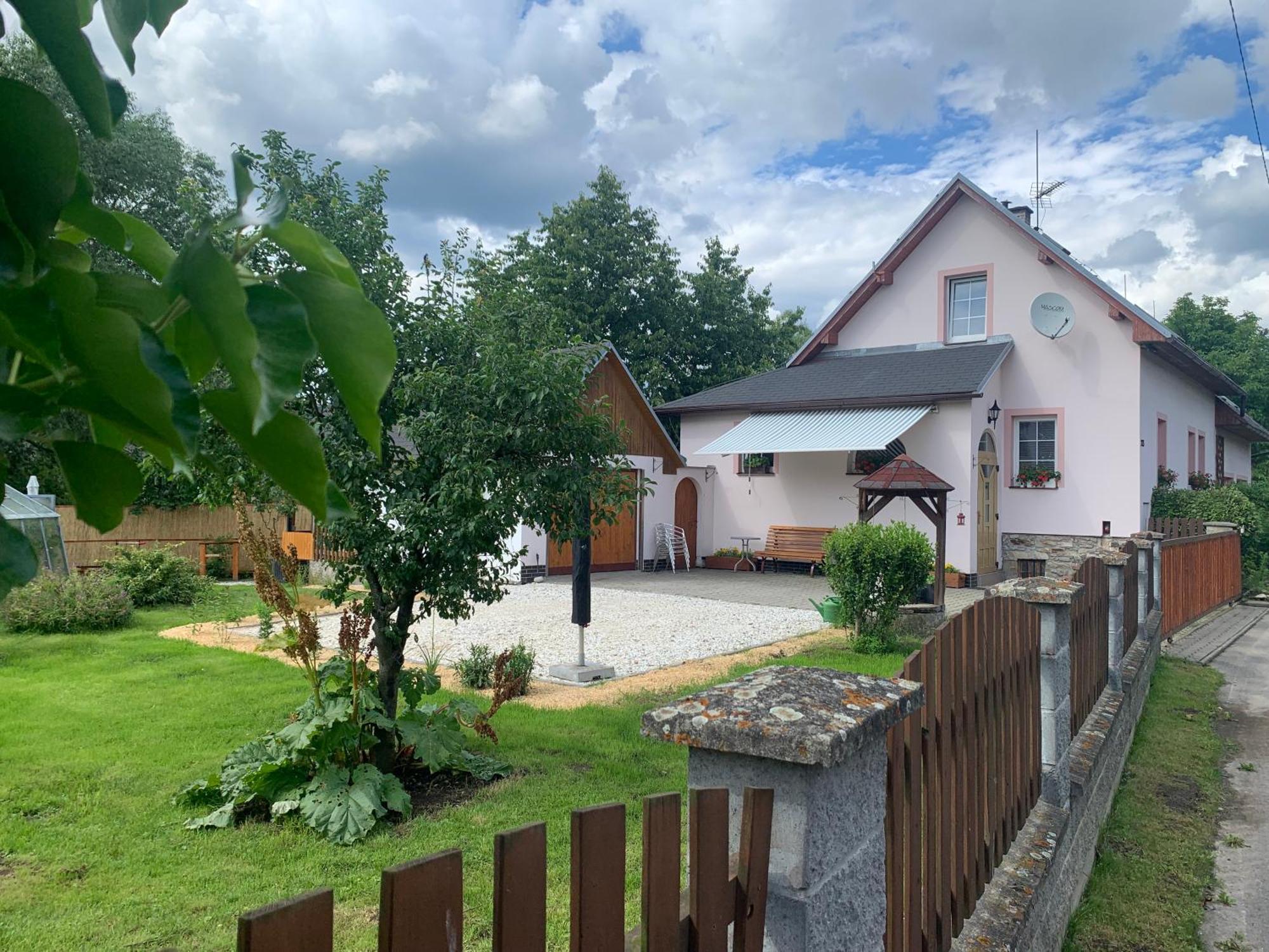Chalupa U Desne Petrov nad Desnou Exterior photo